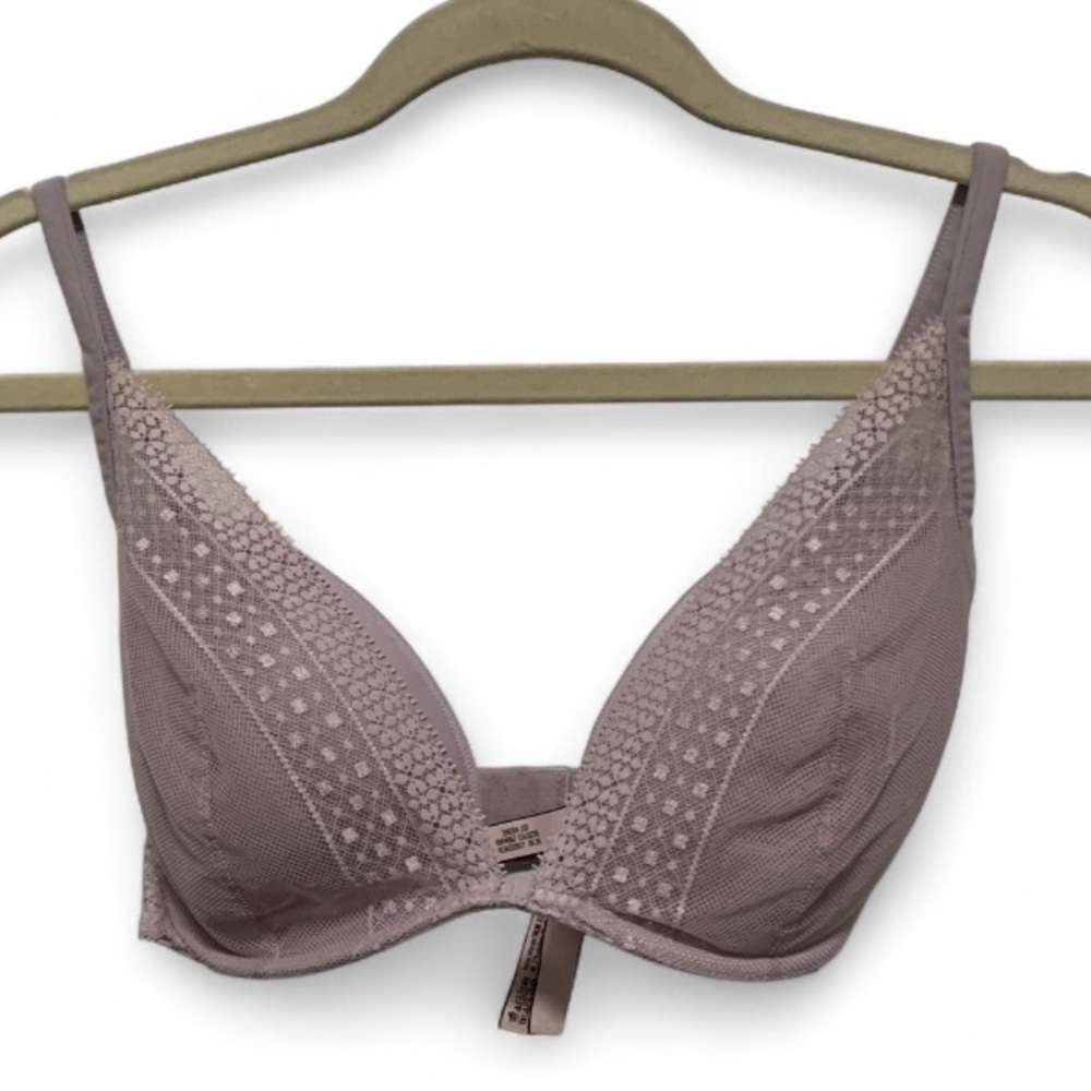 Victoria's Secret Mauve Lace T-Shirt Bra